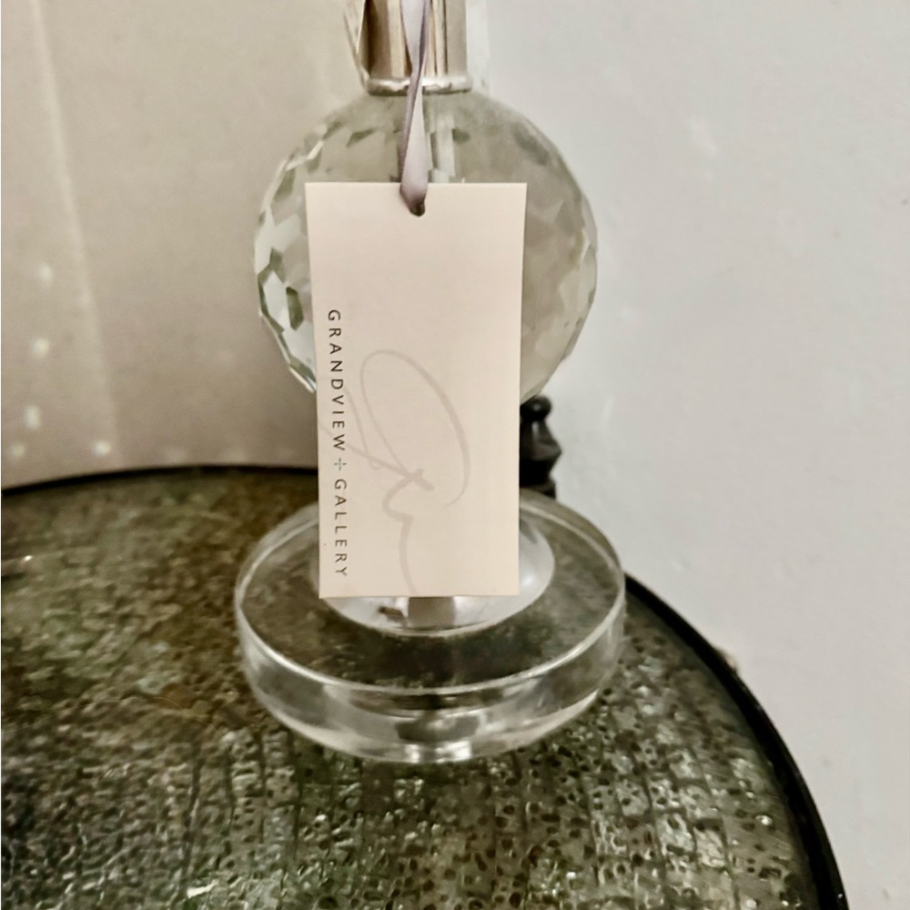 Grandview gallery tabletop lamp